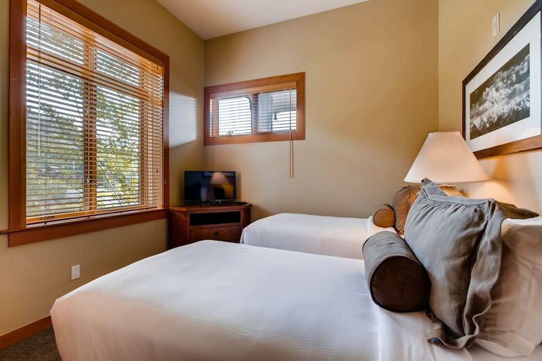 Capitol Peak Lodge By Snowmass Mountain Lodging