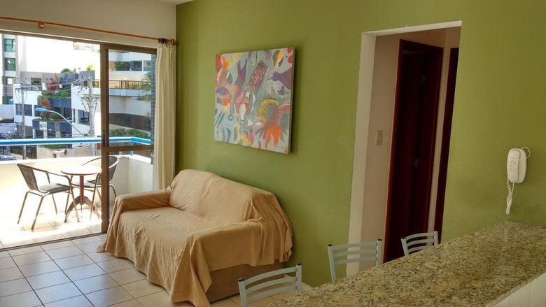 Apartamento Itaigara