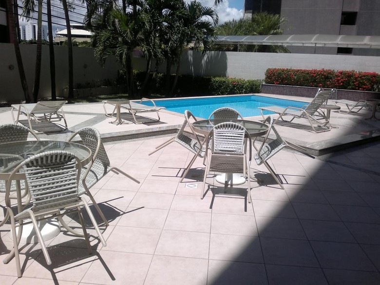 Apartamento Itaigara