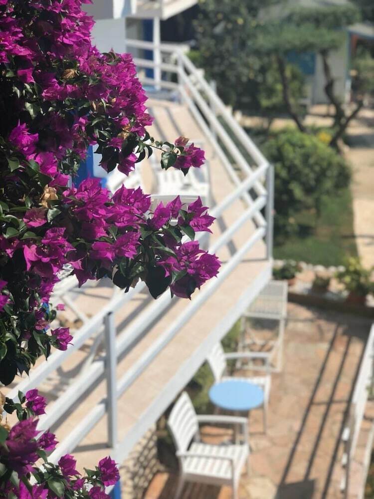 Hotel Drymades Resort