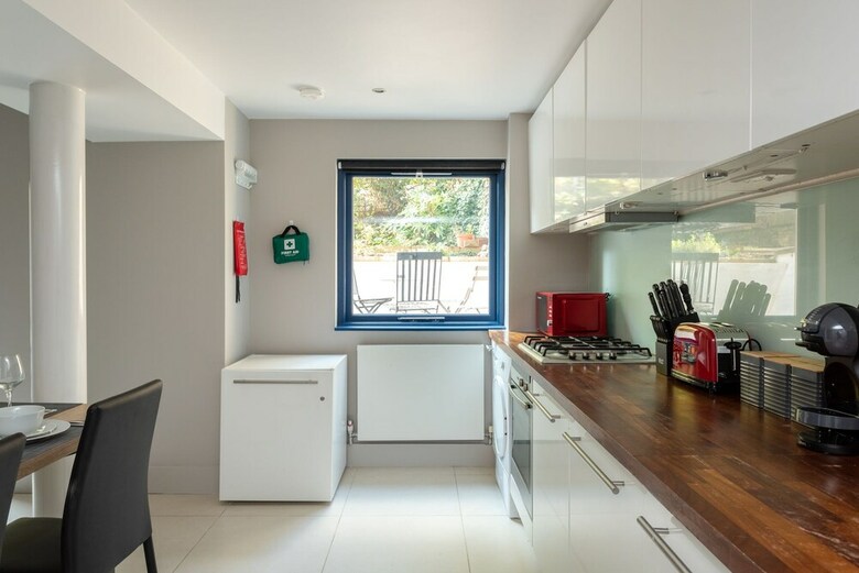 Ykp Apartments - Mornington Crescent