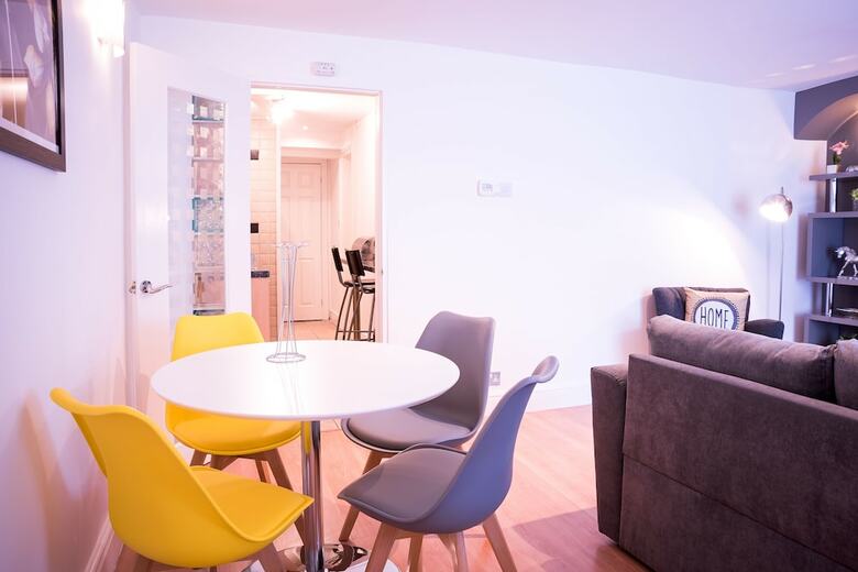 Ykp Apartments - Mornington Crescent