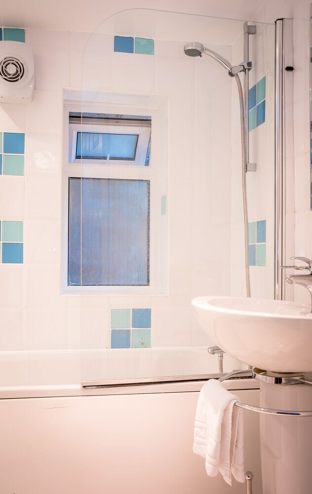 Ykp Apartments - Mornington Crescent