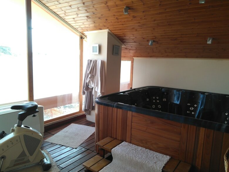 Agroturismo Casa Rural La Monj�a