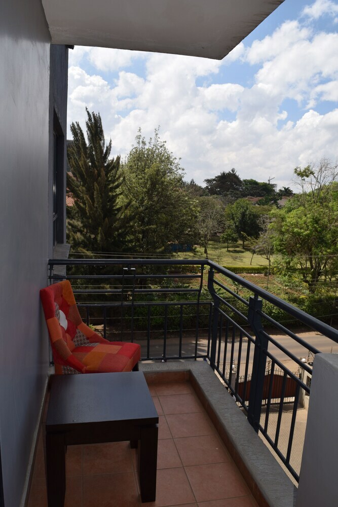 Apartamentos Westside Residency