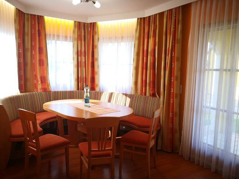 Golf & Therme Sonnenpension Hotel Garni
