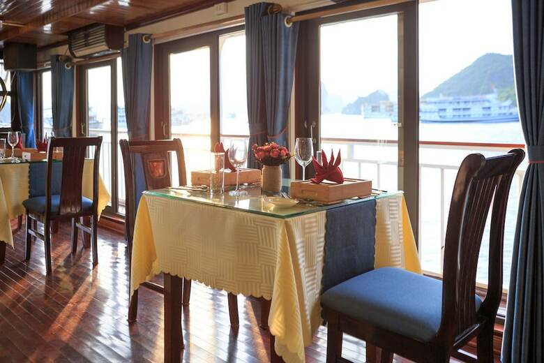 Charm Boutique Cruise