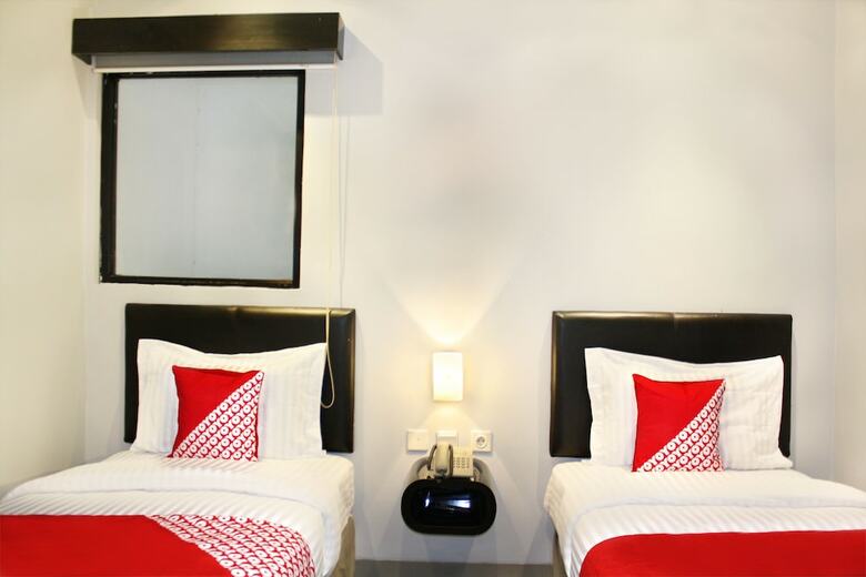 Hotel Oyo 136 Manggis Inn