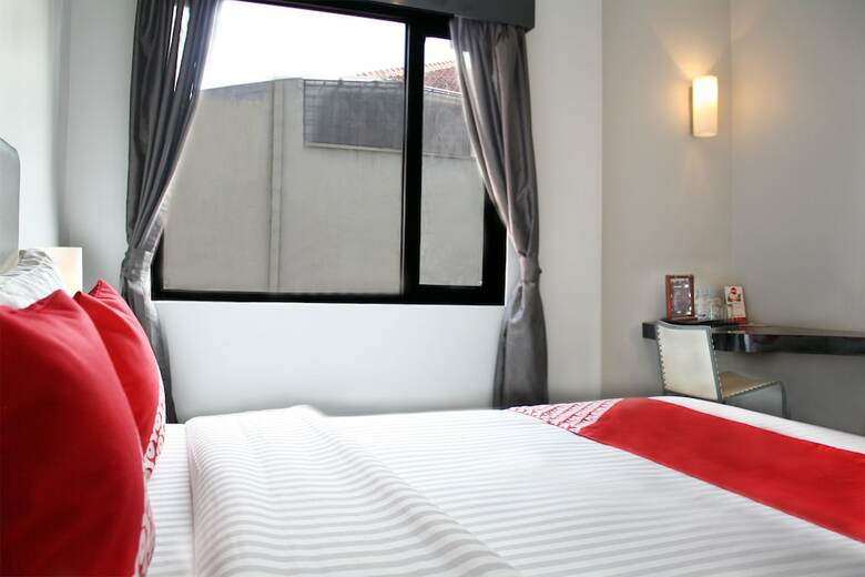 Hotel Oyo 136 Manggis Inn