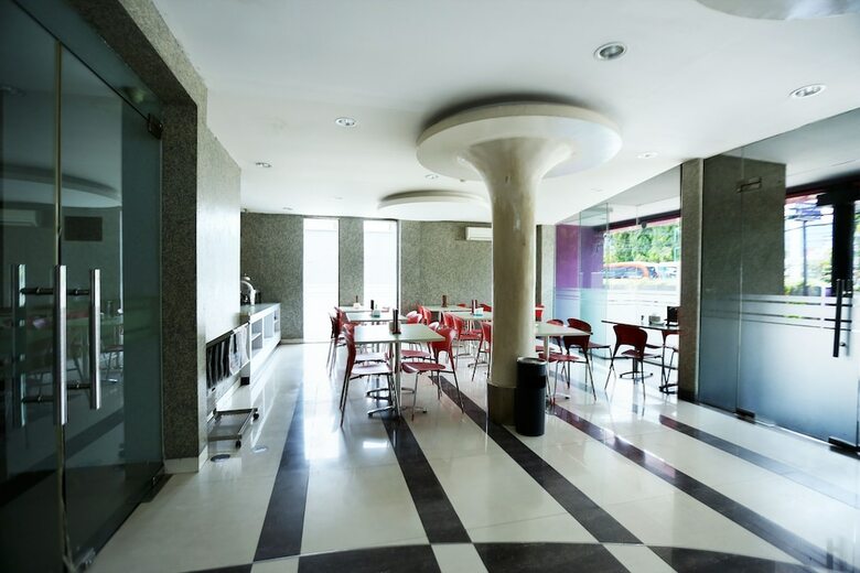 Hotel Oyo 136 Manggis Inn