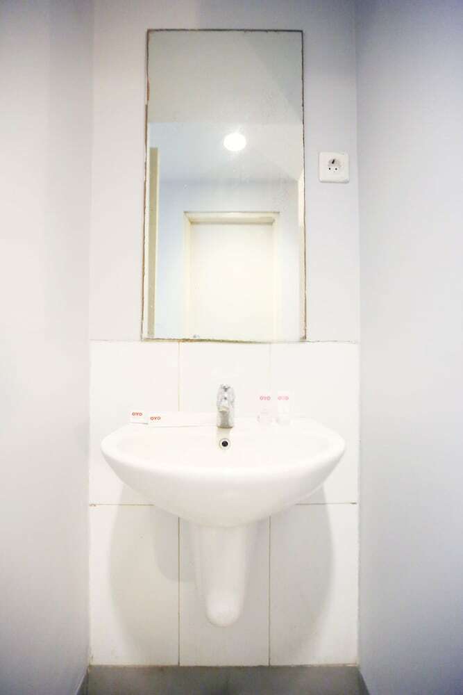 Hotel Oyo 136 Manggis Inn