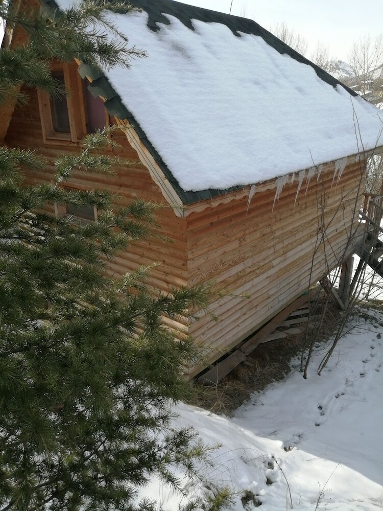 Hotel Vegke Kutuk Evleri