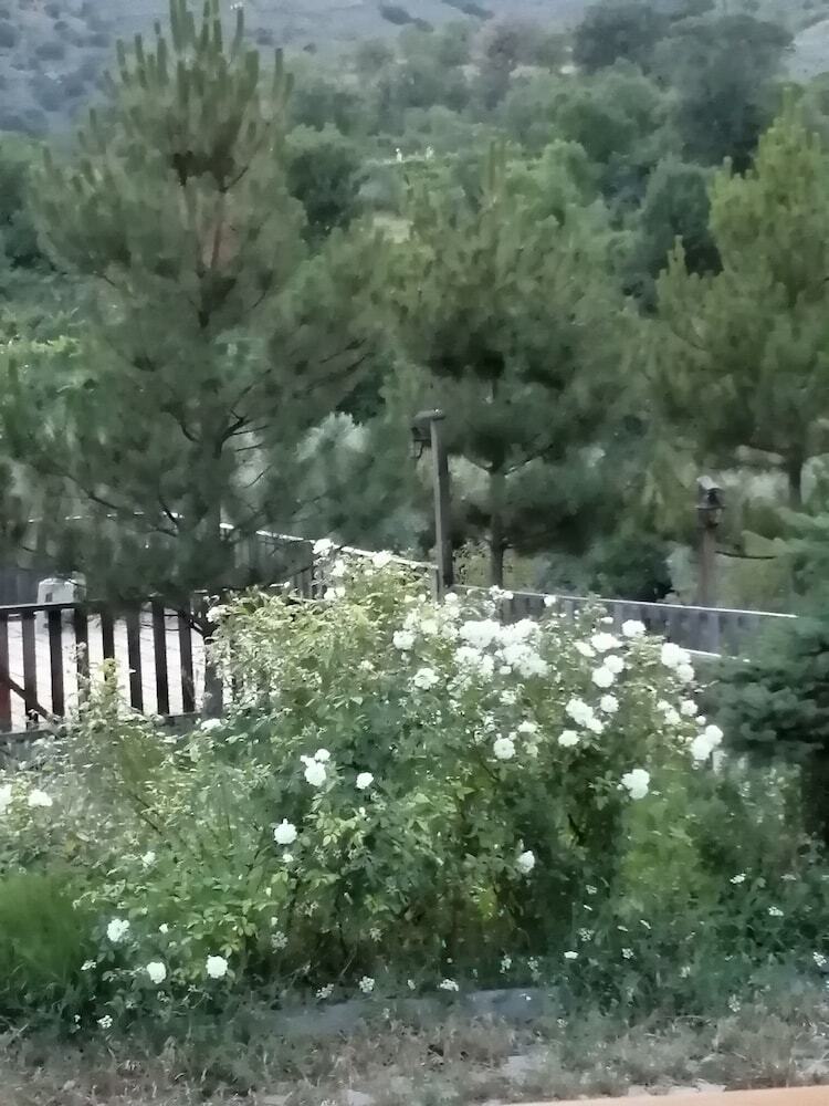 Hotel Vegke Kutuk Evleri