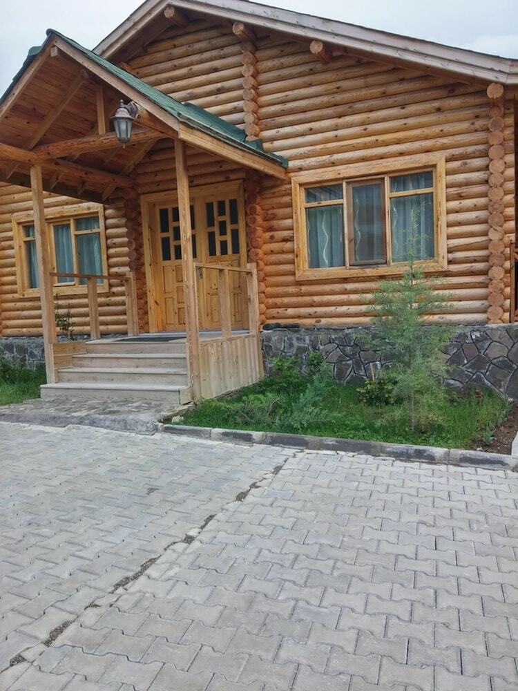 Hotel Vegke Kutuk Evleri