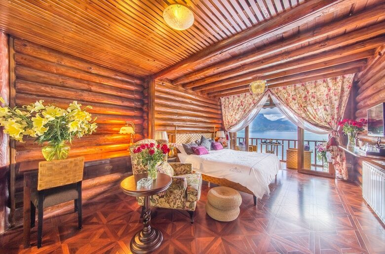 Hostal Lugu Lake Love Inn