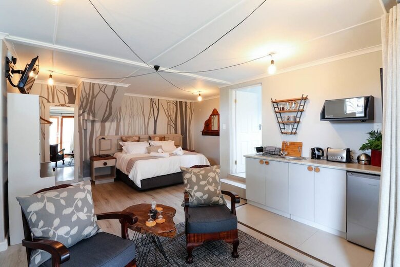 Hotel Arbour1