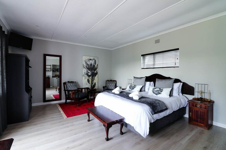 Hotel Arbour1