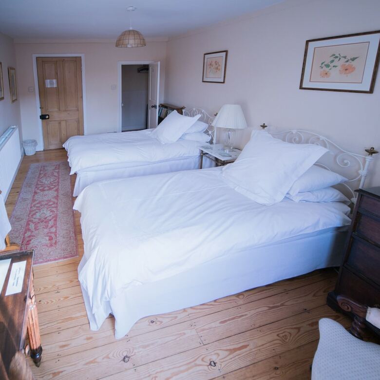 Hotel S. Howard Guesthouse