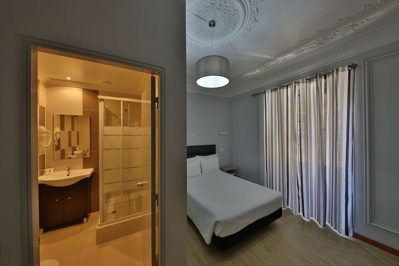 Hotel O El�trico Guesthouse
