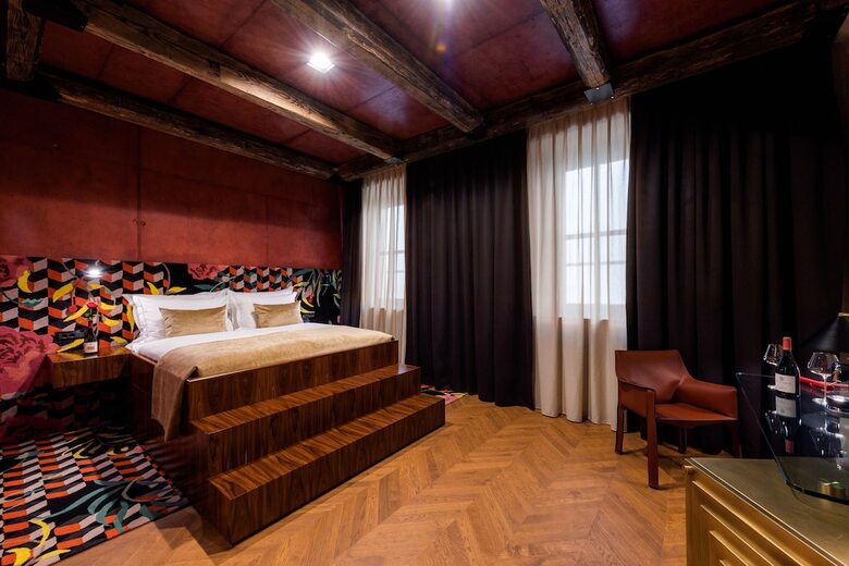 Wine & Heritage Hotel Roxanich