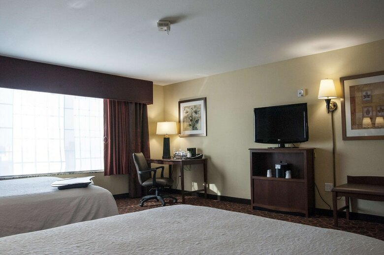 Hotel Hampton Inn And Suites Watertown