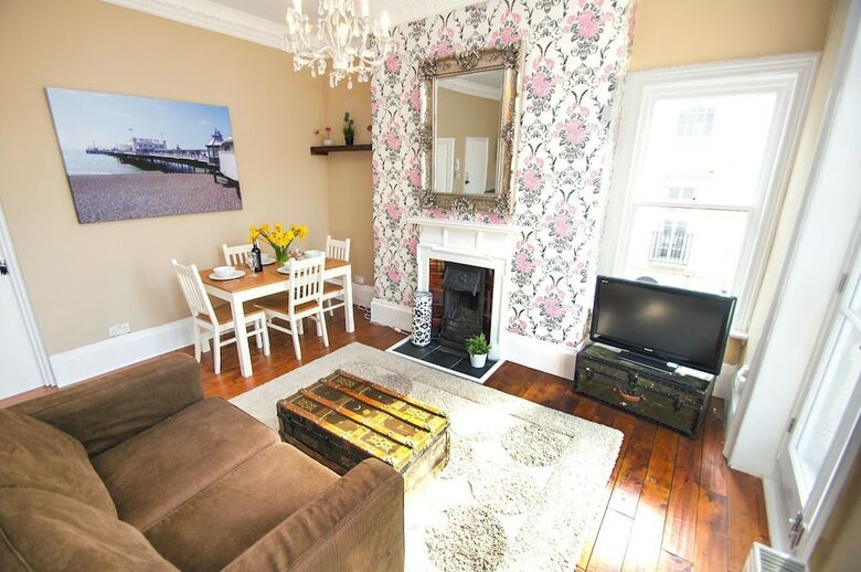 Sillwood Balcony Apartment