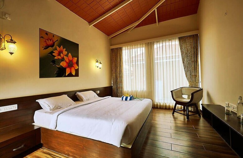 Hotel Sixth Element