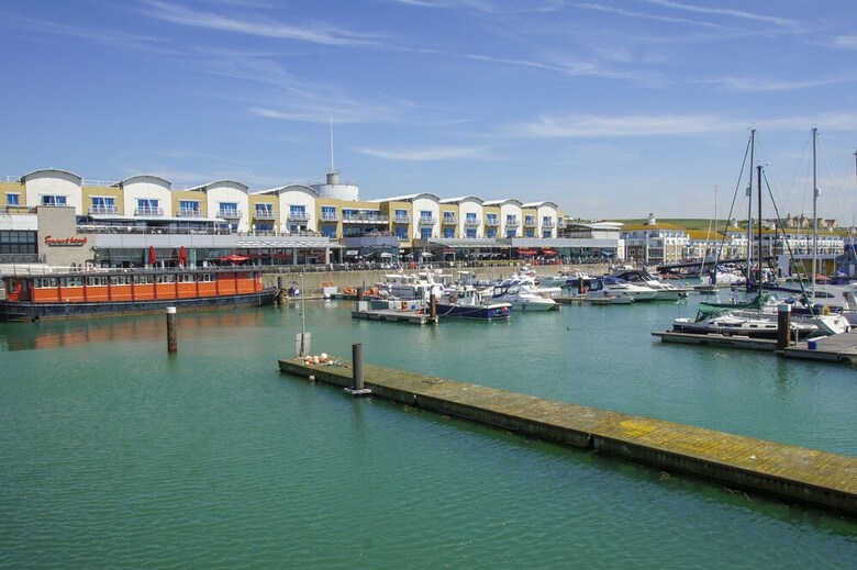 Portside Apartment