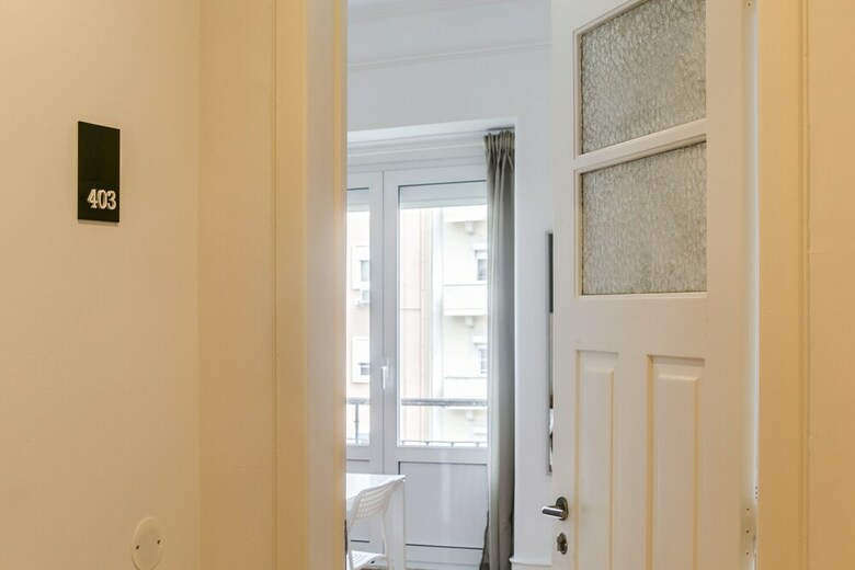 Hotel Home Out Rooms & Apartments