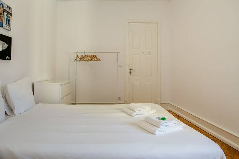 Hotel Home Out Rooms & Apartments