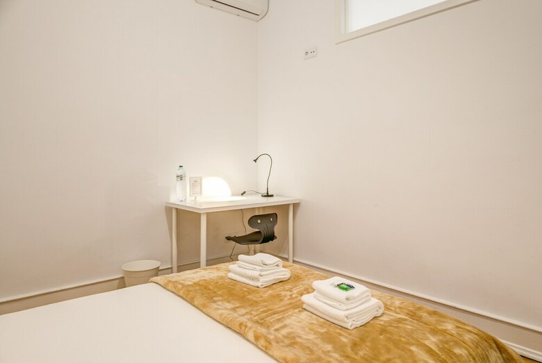 Hotel Home Out Rooms & Apartments