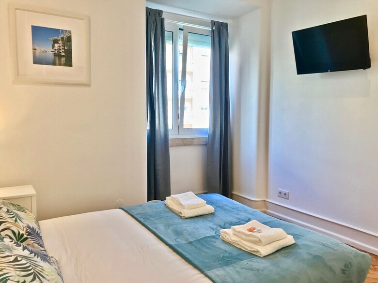 Hotel Home Out Rooms & Apartments