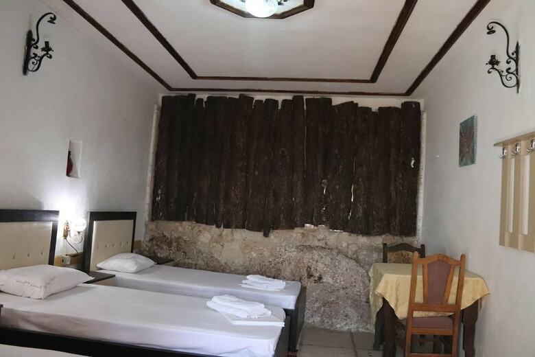 Hotel Rooms Merlika