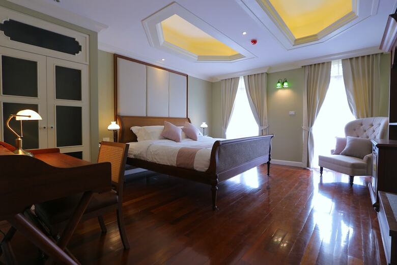 Hotel Hiranyakul  House