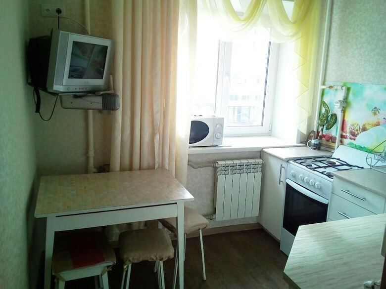 Apartment On Maksima Gorkogo 80 K1 - 73