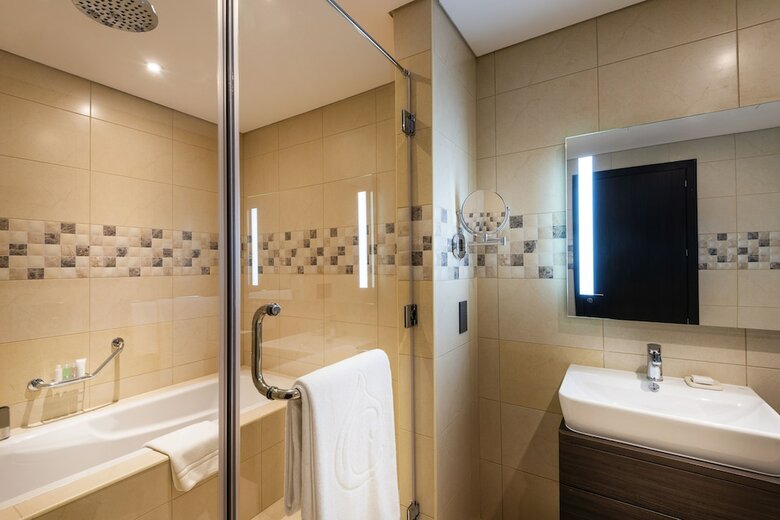 Aparthotel Centara West Bay Residences & Suites