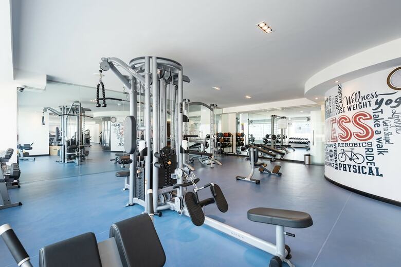 Aparthotel Centara West Bay Residences & Suites