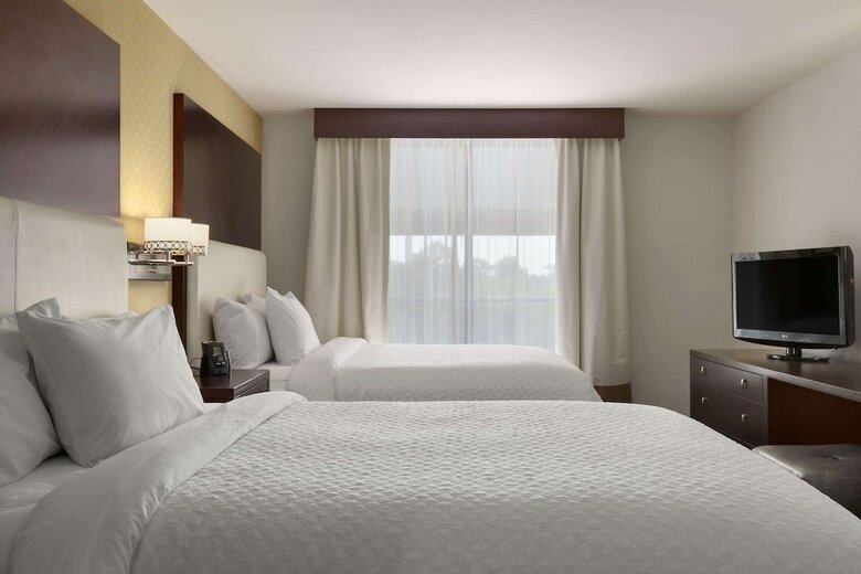 Hotel Embassy Suites By Hilton Savannah Airport