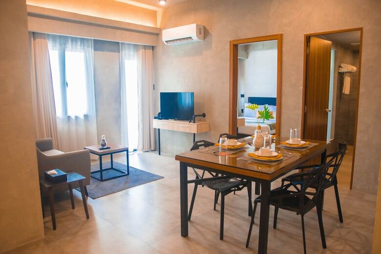 Aparthotel Upper Story Serviced Apartments