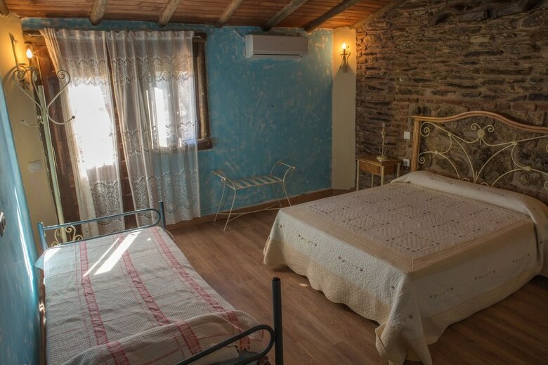Hostal Albergue La Jarilla