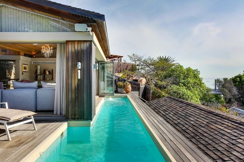 25 Third Beach Clifton