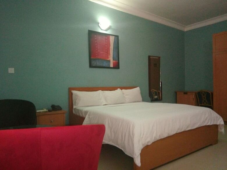 Hotel Allen Suites
