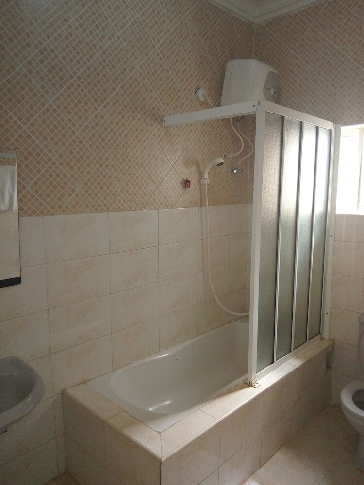 Hotel Allen Suites