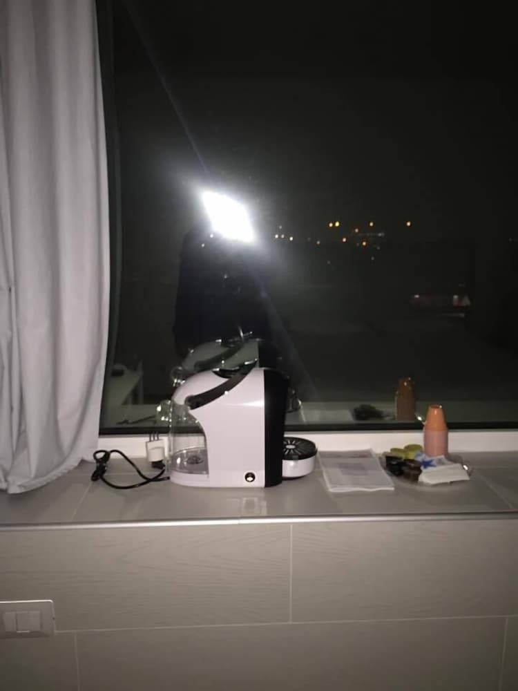 Hotel 2 Star Luxury Room Rooftop