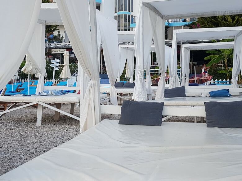 Hotel Cocktail Dreams Saranda