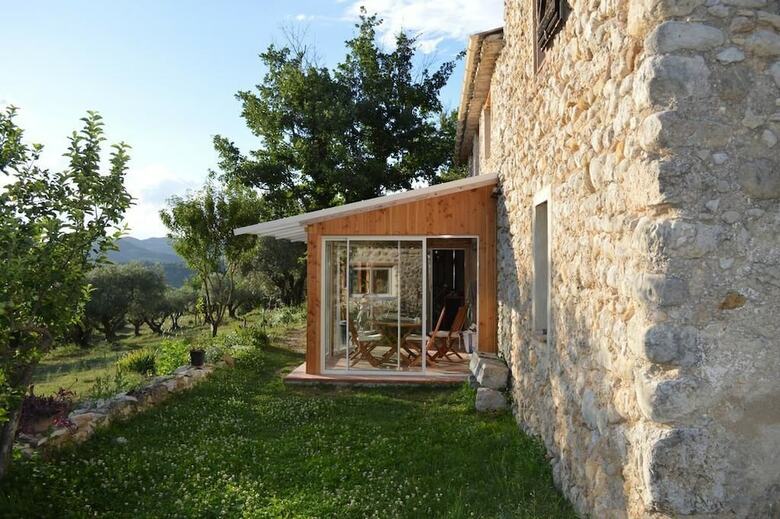 Bed & Breakfast Chambres D'h�tes de Ladret de Gra�s