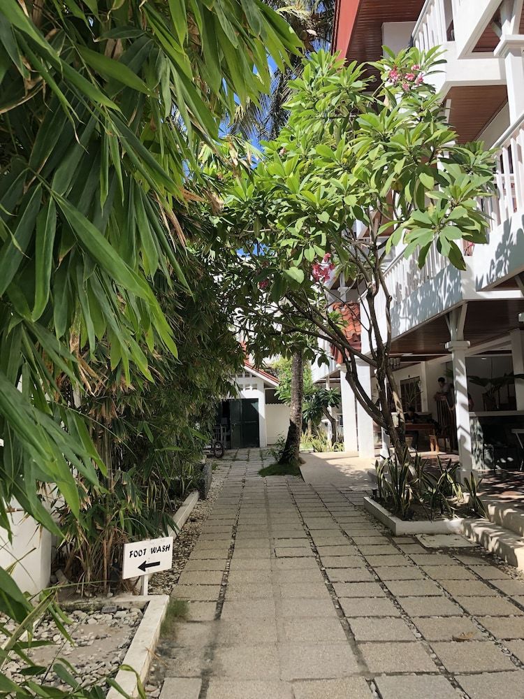 Hey! Jude Resort Hotel