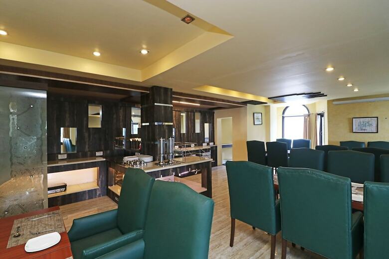 Hotel Lall Ji Tourist Resort