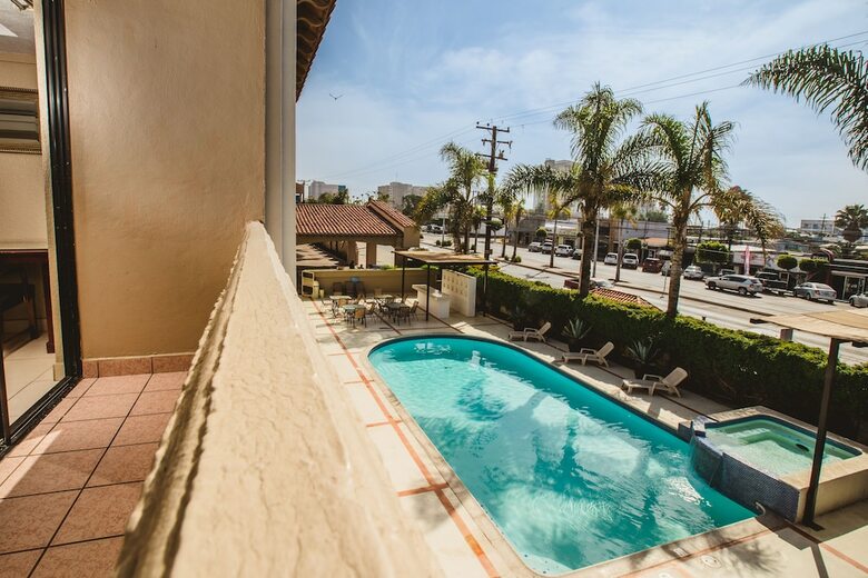 Hotel Del Mar Inn Rosarito
