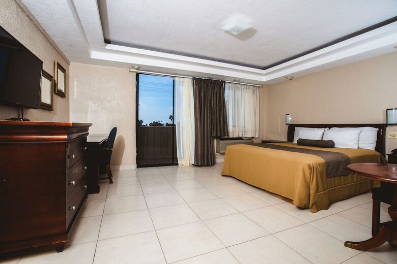 Hotel Del Mar Inn Rosarito